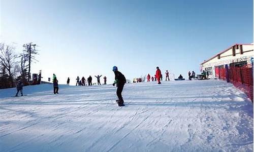 亚布力滑雪攻略_亚布力滑雪攻略和费用